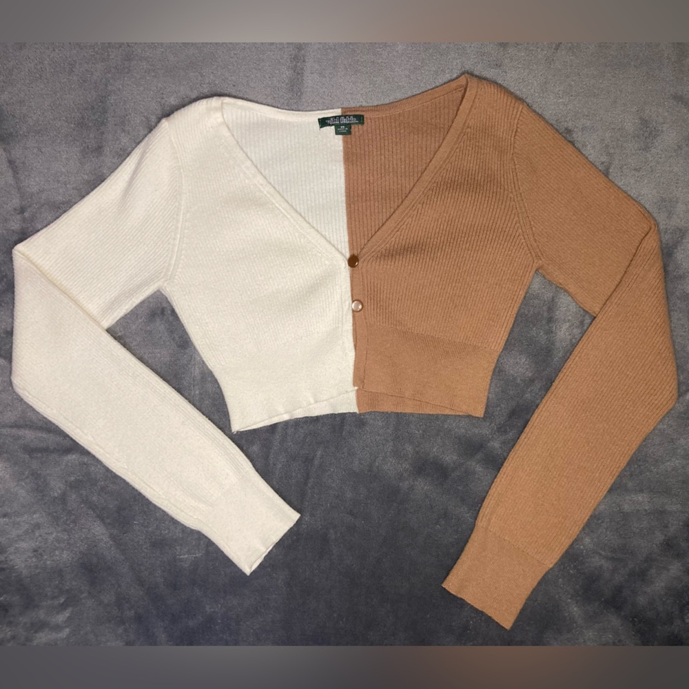 Women’s Long Sleeve Colorblock Crop Top